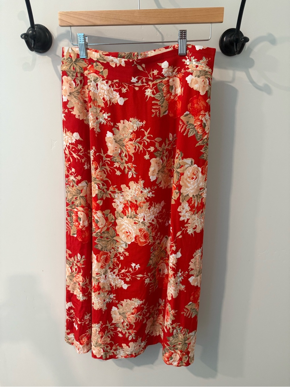 NWT Sezane Red Floral Tabata skirt size 38 - Picture 3 of 8